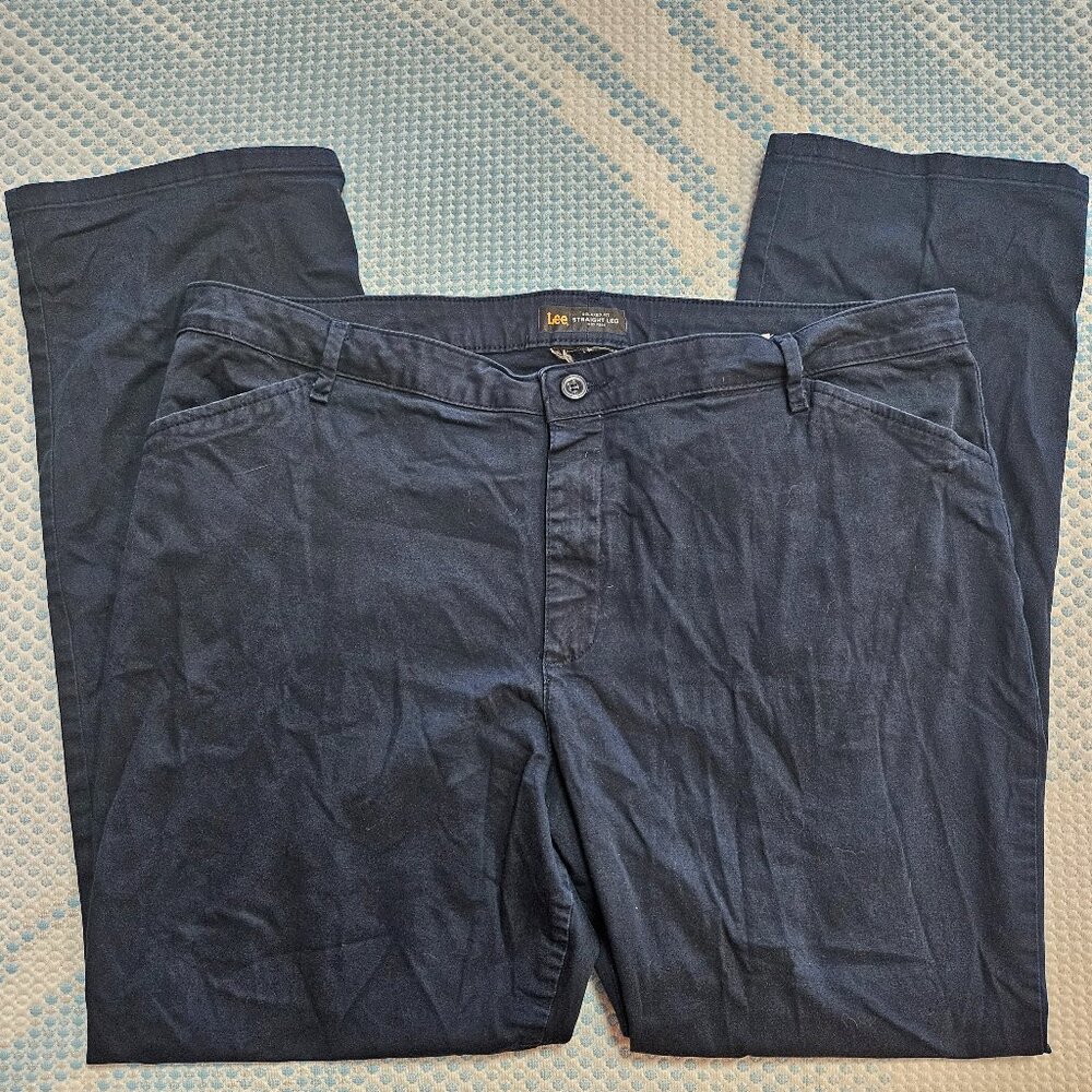 Women's Straight Leg Jeans